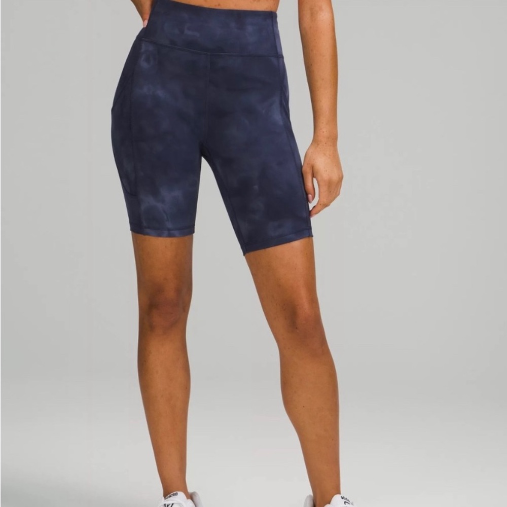 LULULEMON bike shorts